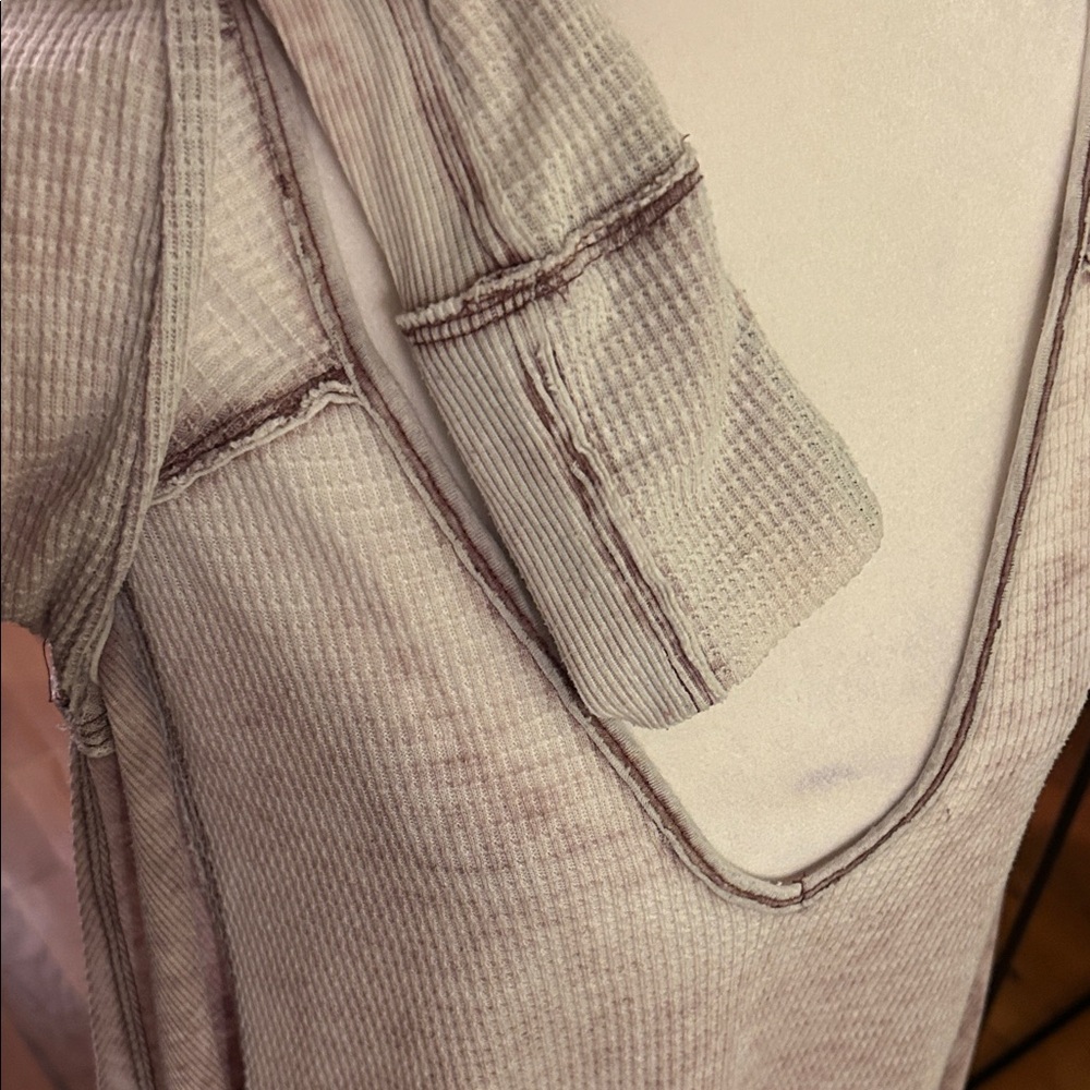 Free People light purple flowy top! - Picture 3 of 4